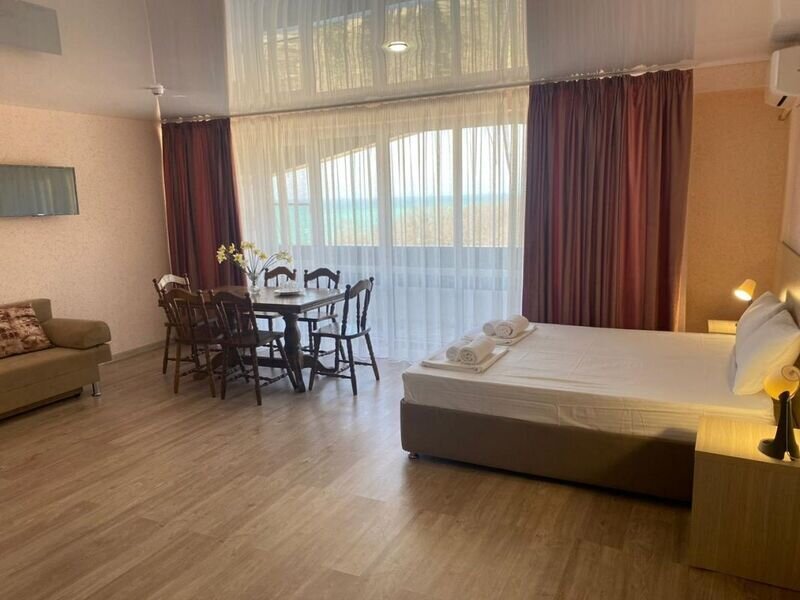 Студия 3-местный