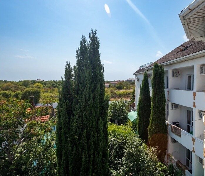 Люкс 5-местный 2-комнатный (с балконом)