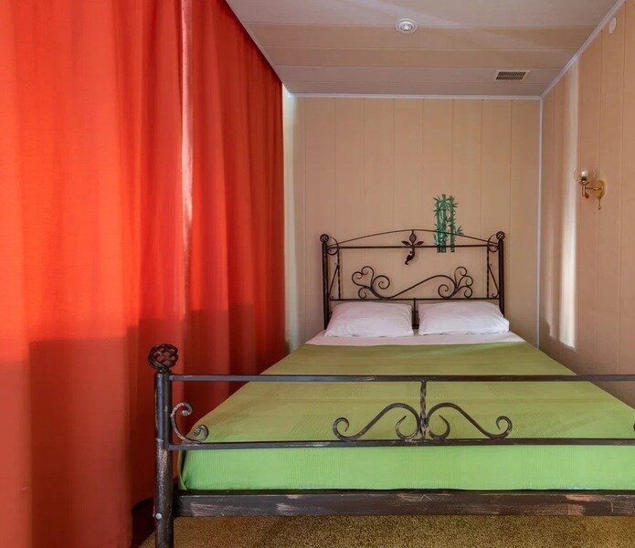 Студио 4-местный (с отдельным входом)