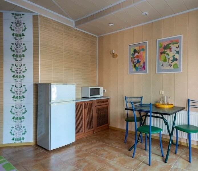 Студио 4-местный (с отдельным входом)