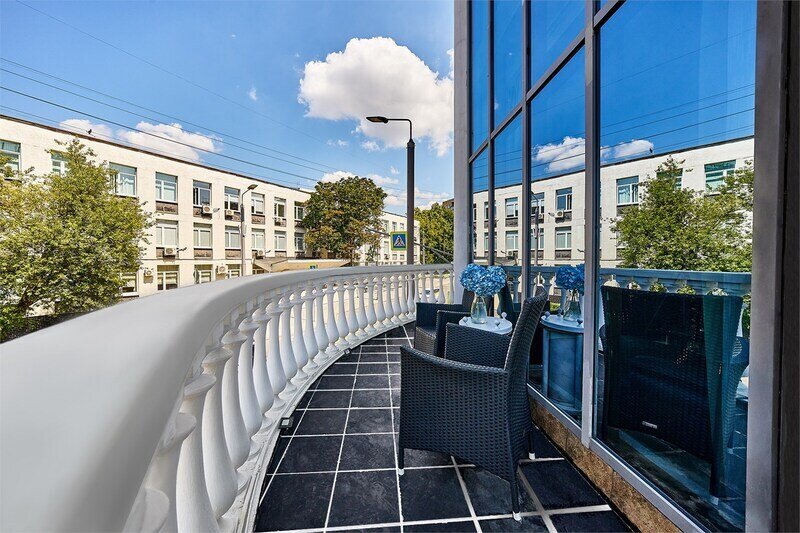 Делюкс 2-местный (с балконом DBL)