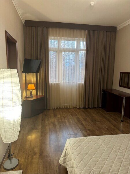 Люкс 4-местный 2-комнатный