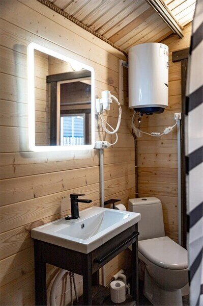 Коттедж Добрый вечер 4-местный 2-комнатный