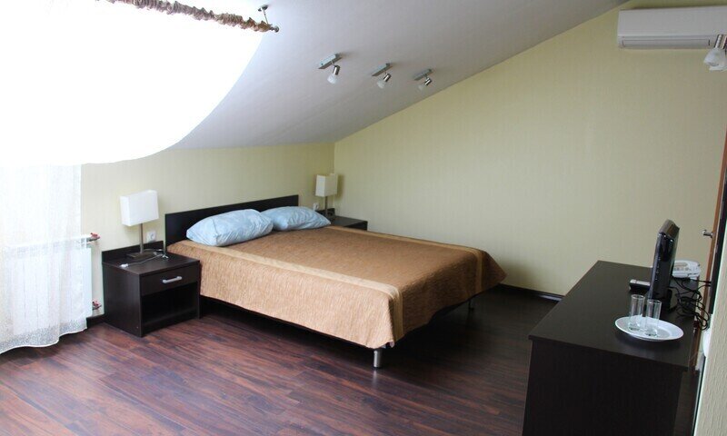 Стандартный 2-местный (мансарда)