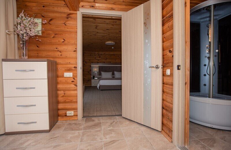 Стандартный 4-местный 2-комнатный (Альпийская деревня)