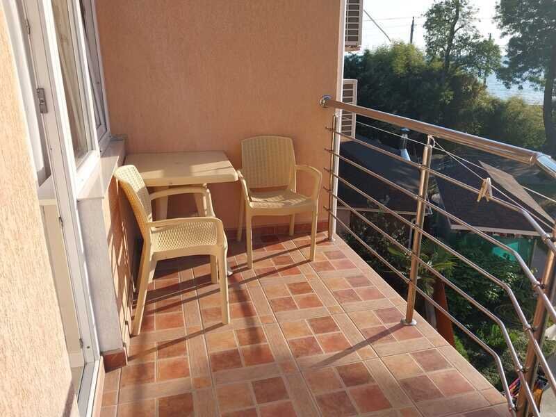 Стандартный 2-местный (с балконом, №6,10)