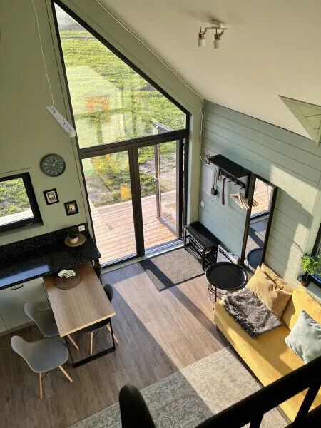 Коттедж 4-местный №8