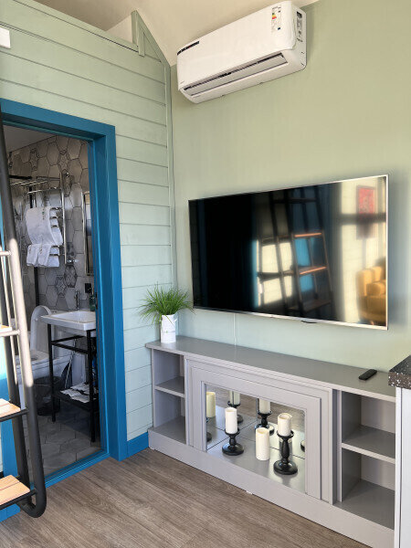 Коттедж 4-местный №8