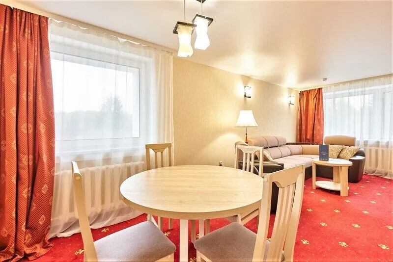 Люкс 2-местный 2-комнатный корпус Европейский