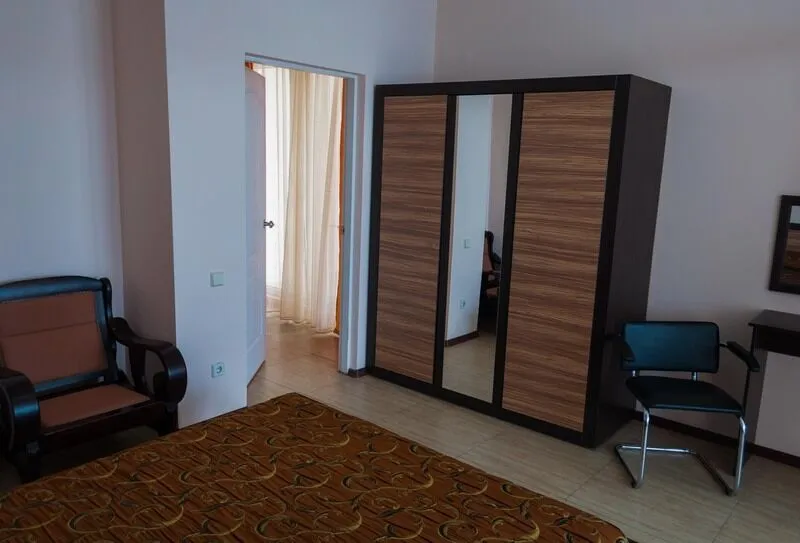 Люкс 3-местный 2-комнатный (корпус 2)