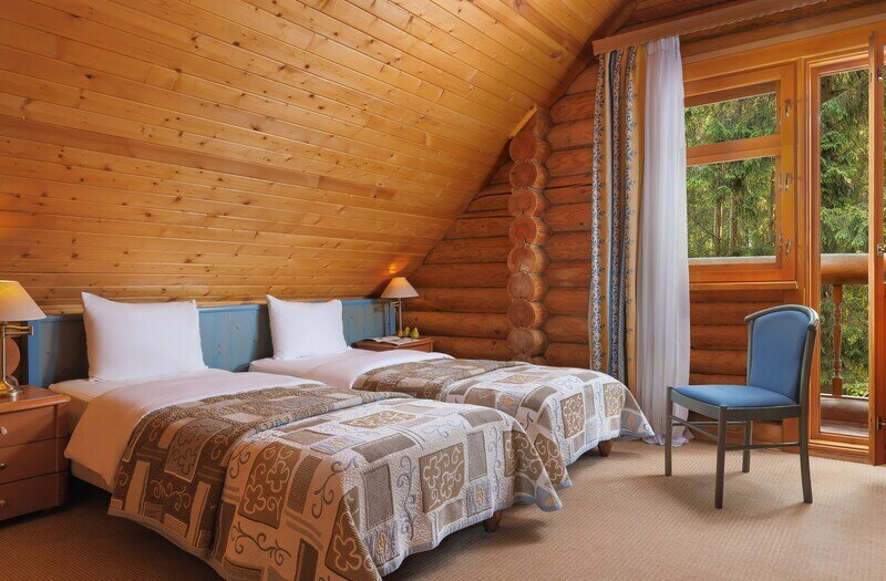 Коттедж 6-местный 2-этажный (с мини-кухней)