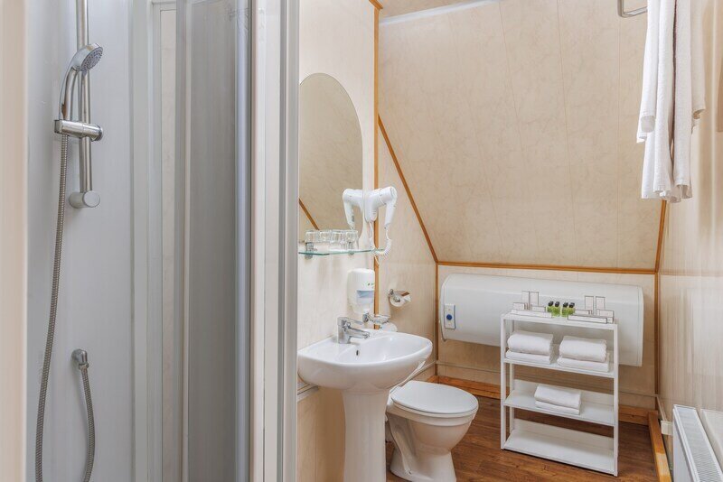 Коттедж Апартаменты 4-местный 2-этажный(с кухней)