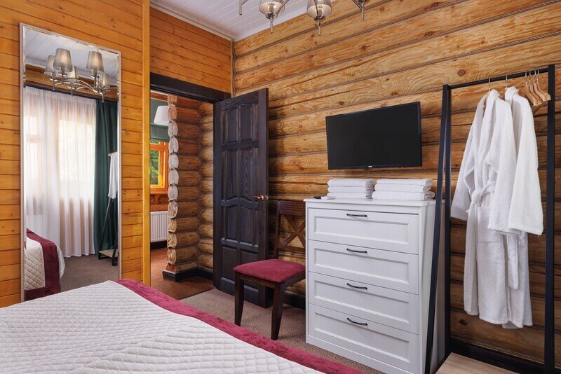 Коттедж Люкс 6-местный 2-этажный