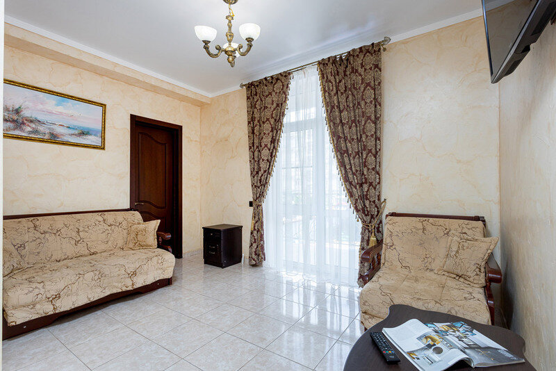 Люкс 4-местный 2-комнатный