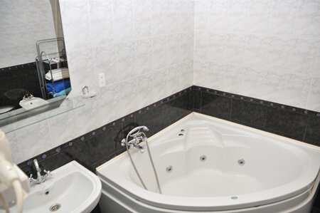 Люкс 2-местный 2-комнатный (корпус 7)