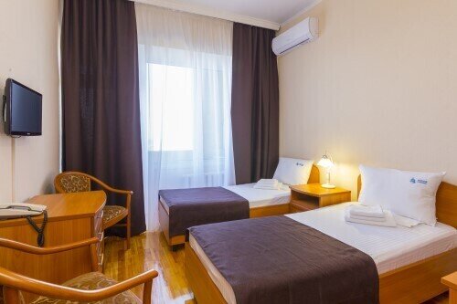 Люкс 2-местный 3-комнатный (корпус 2)