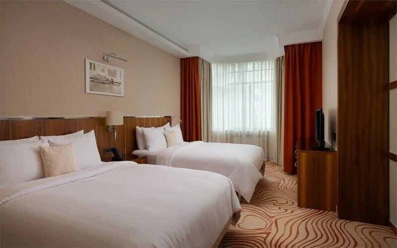 Люкс 2-местный (2 кровать Queen size)