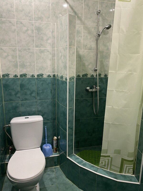 Полулюкс 4-местный (№6, с видом на море, 2 этаж)