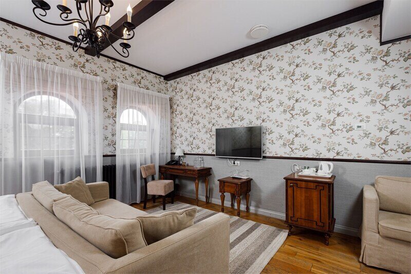 Джуниор Сюит 2-местный (основное здание)