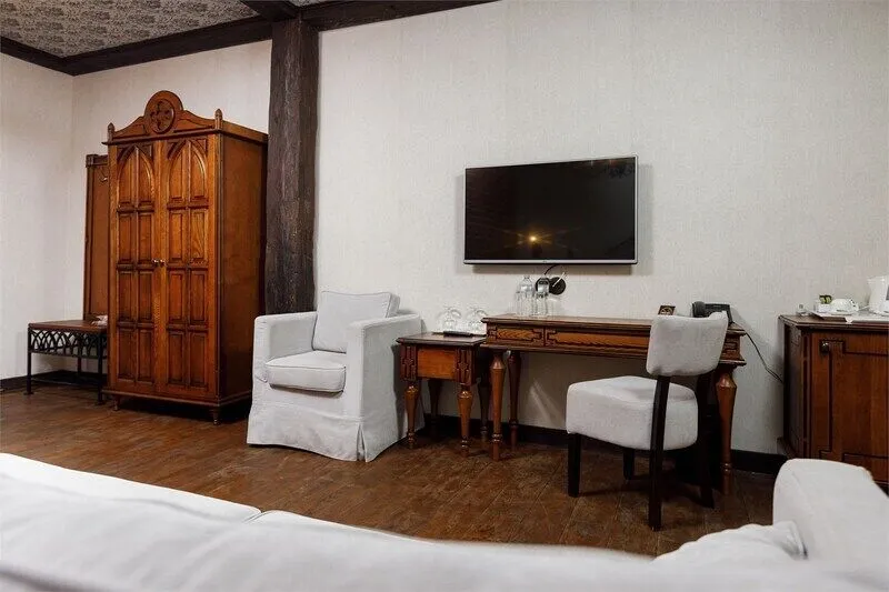 Джуниор Сюит 2-местный (основное здание)