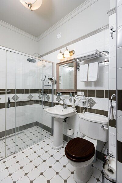 Джуниор Сюит 2-местный (основное здание)