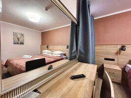 Двухместный люкс Романтик с 2 комнатами двуспальная кровать, СПА-отель Гелиос, Зеленогорск