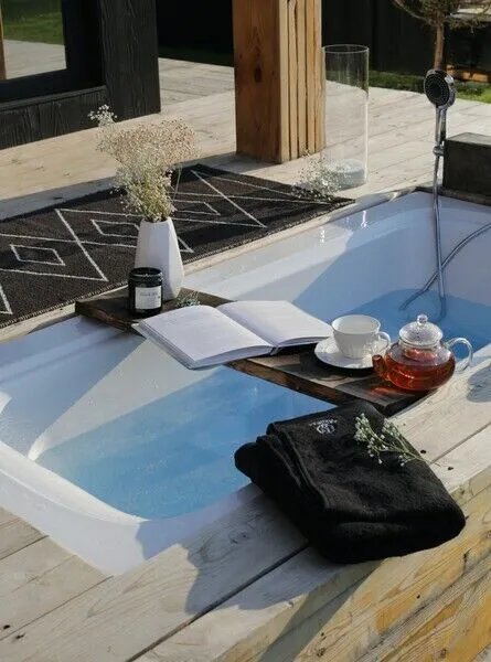 Дом 2-местный 2-комнатный (с камином и ванной на террасе)