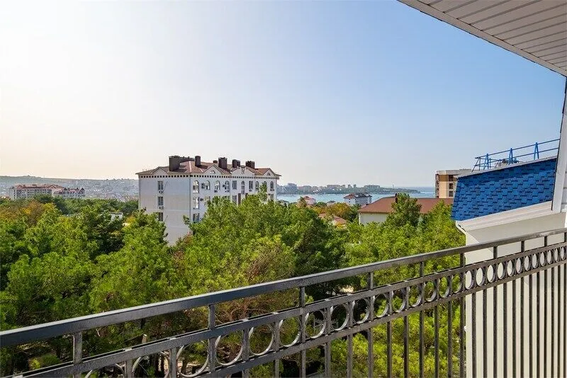 Люкс 2-местный 2-комнатный (с лоджией)