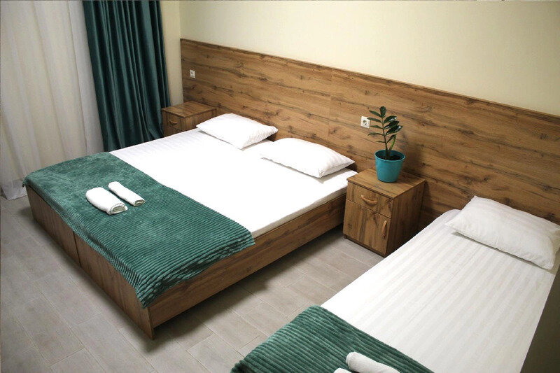 Стандартный 3-местный (цоколь)