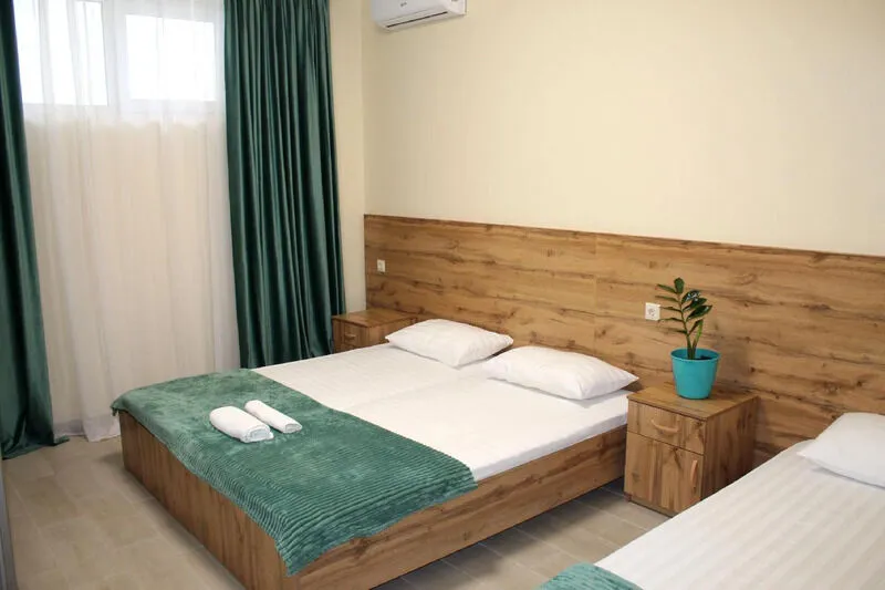 Стандартный 3-местный (цоколь)