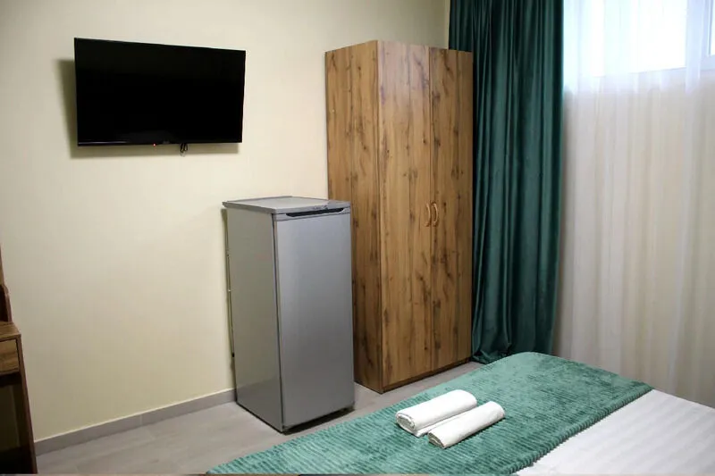 Стандартный 3-местный (цоколь)