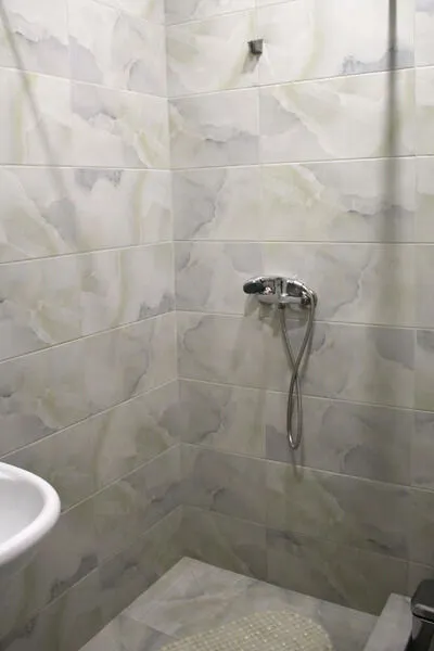 Стандартный 3-местный (цоколь)