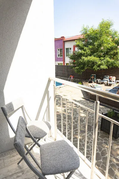 Deluxe 3-местный (с балконом)