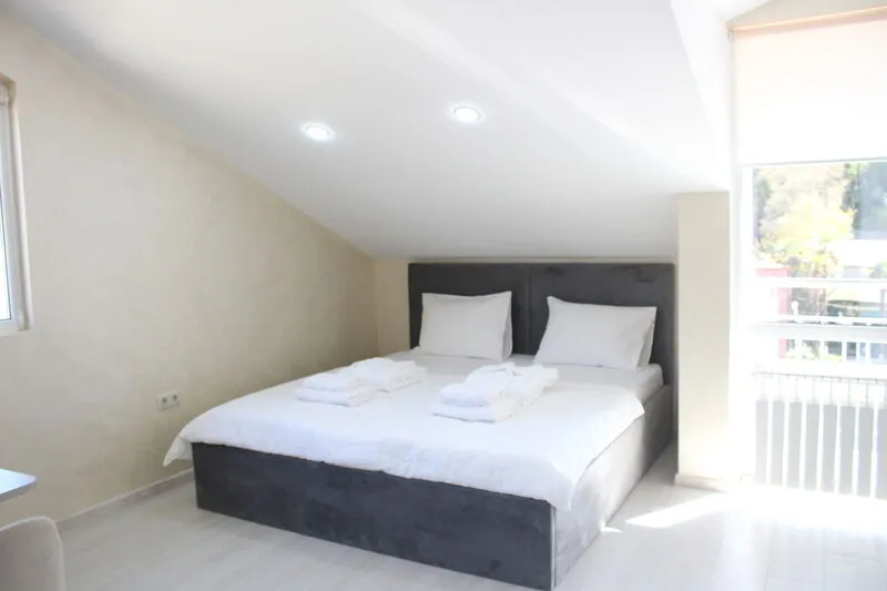 Lux Family 6-местный