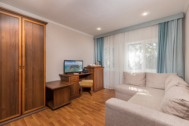 Семейный 2-местный 2-комнатный (с террасой)