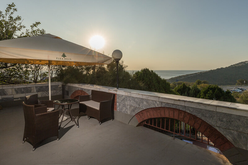 Семейный 2-местный 2-комнатный (с террасой)