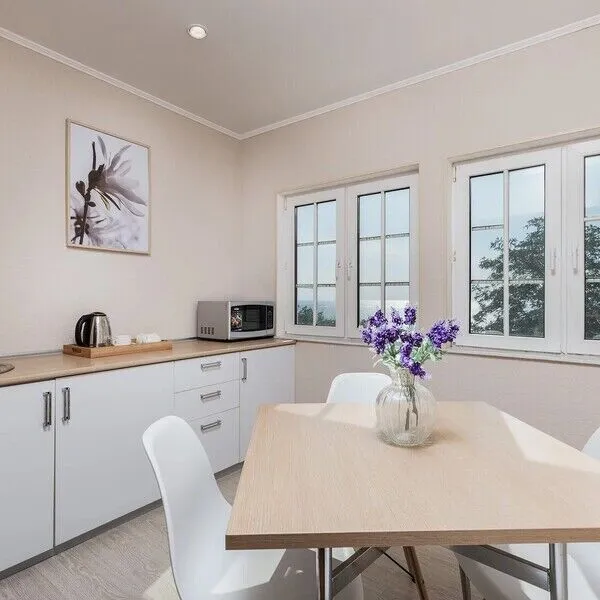 Семейный 4-местный 3-комнатный (с террасой и кухонной зоной)