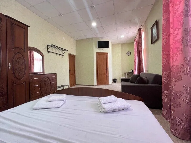 Стандартный 4-местный 1-комнатный (DBL)