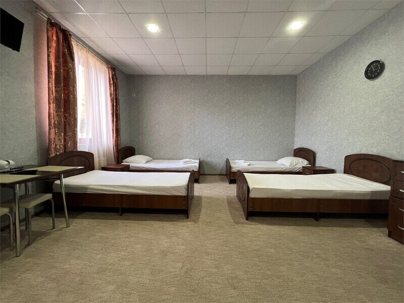 Стандартный 6-местный 1-комнатный