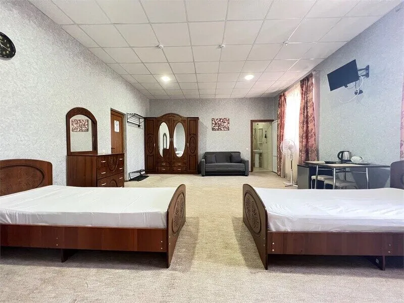 Стандартный 6-местный 1-комнатный