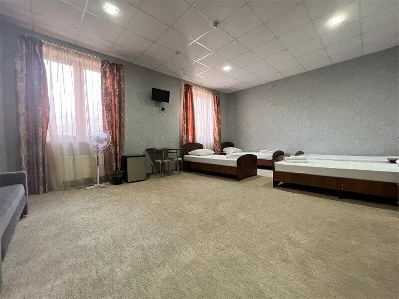 Стандартный 6-местный 1-комнатный