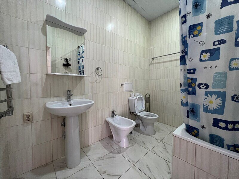 Улучшенный 4-местный 2-комнатный (DBL)