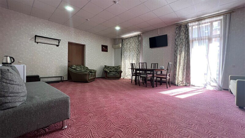 Улучшенный Семейный 6-местный 2-комнатный