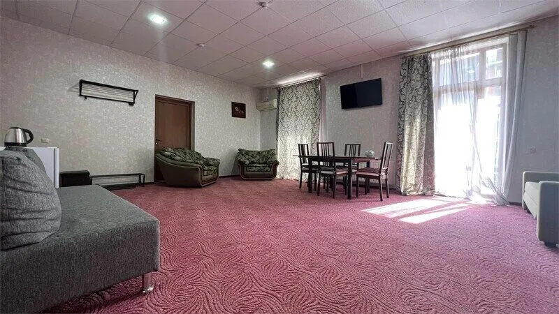 Улучшенный Семейный 6-местный 2-комнатный