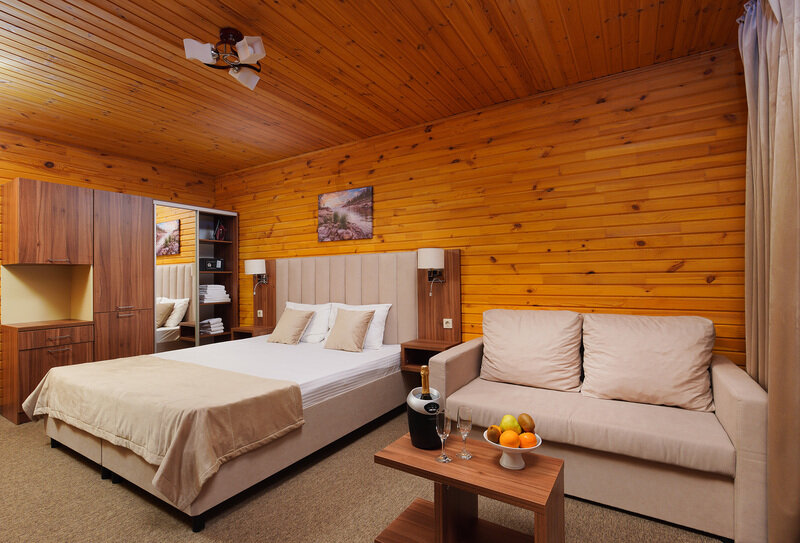 Коттедж Семейный 4-местный 2-комнатный