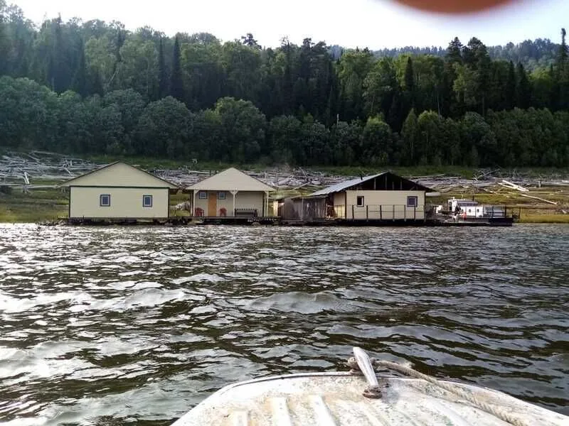 Плавучая гостиница Марлин, Саяногорск, Республика Хакасия