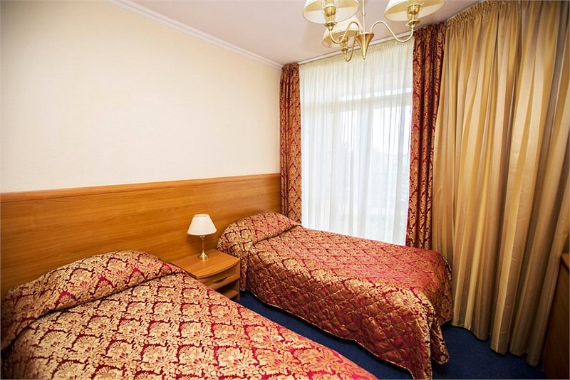 Люкс 4-местный 2-комнатный TWIN