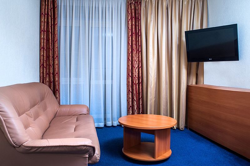 Люкс 4-местный 2-комнатный TWIN