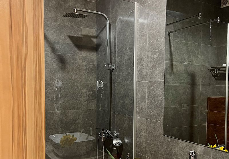 Делюкс 2-местный 1-комнатный (с балконом)