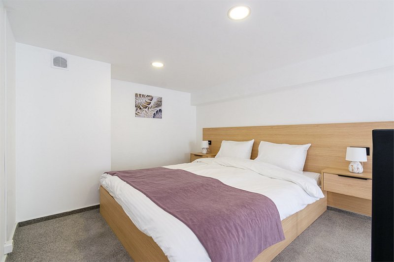 Апартаменты 2-уровневые (с балконом)